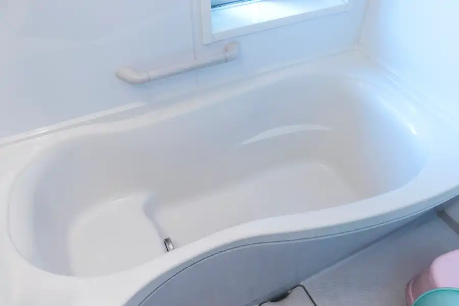 Benefits of Tub Refinishing Over Full Replacement Pinehurst, NC Benefits of Tub Refinishing Over Full Replacement Pinehurst, NC